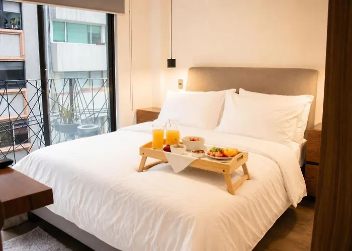Elegant In The Heart Of Napoles Apartment *